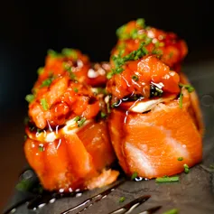 Hot Gunkan (8 peças)